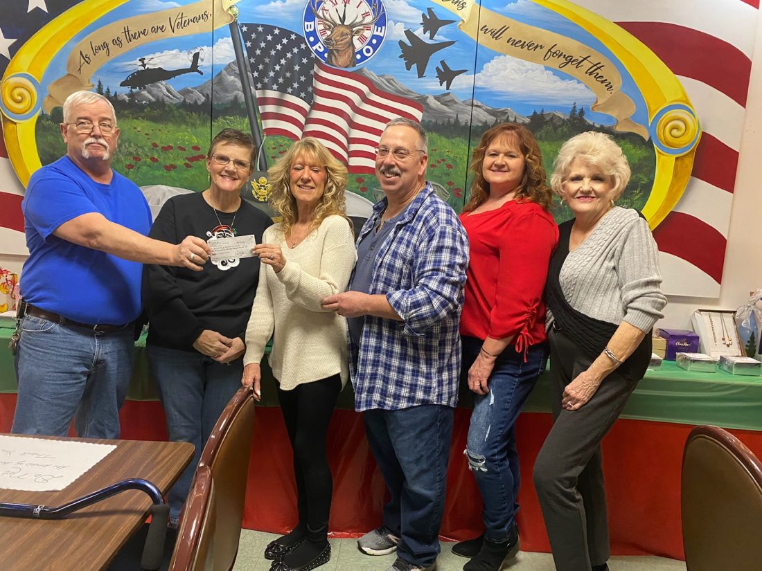 Elks donation News, Sports, Jobs Morning Journal